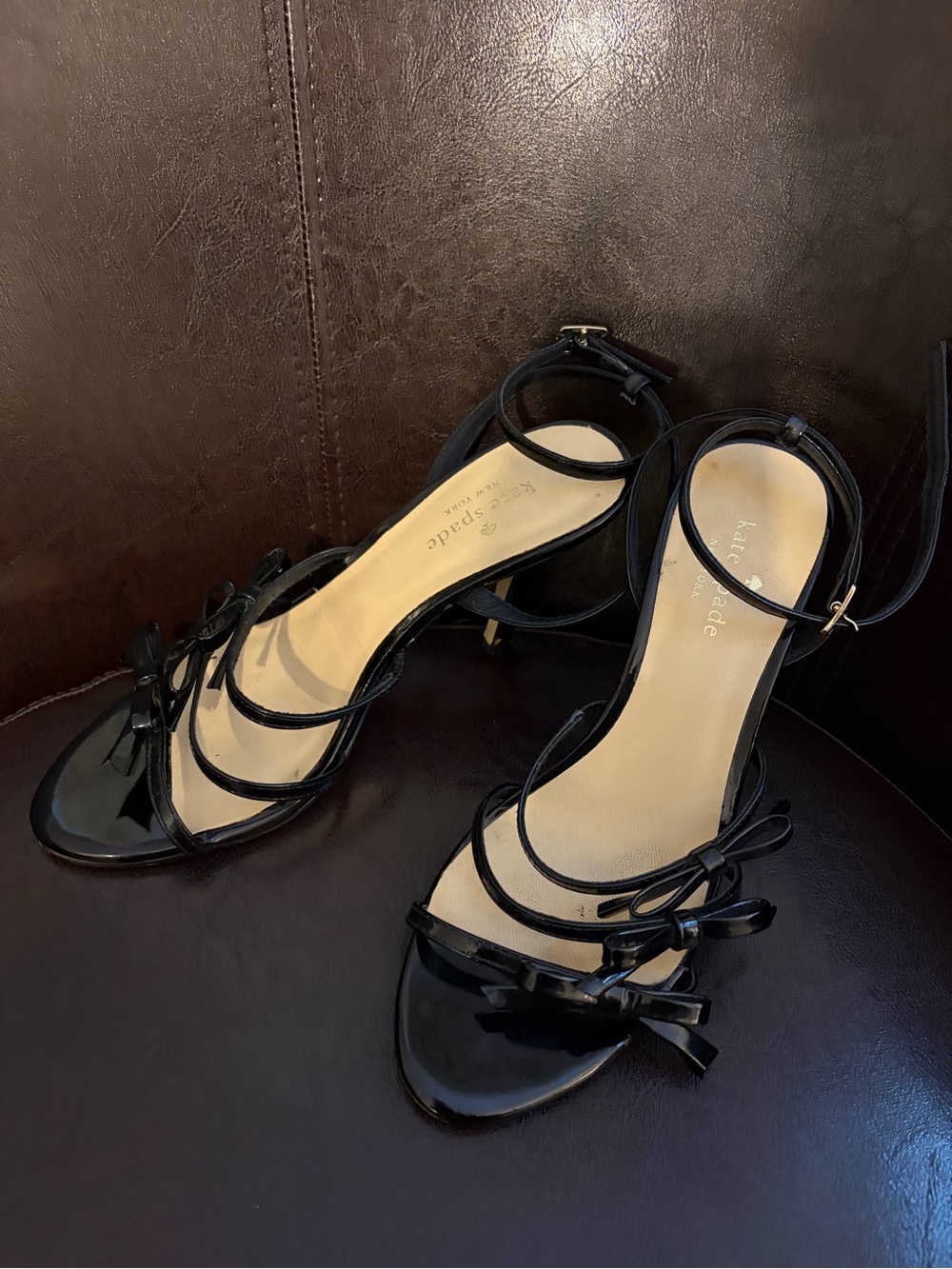 kate spade Black Patent Strappy Bow Heels shoes women’s size 8